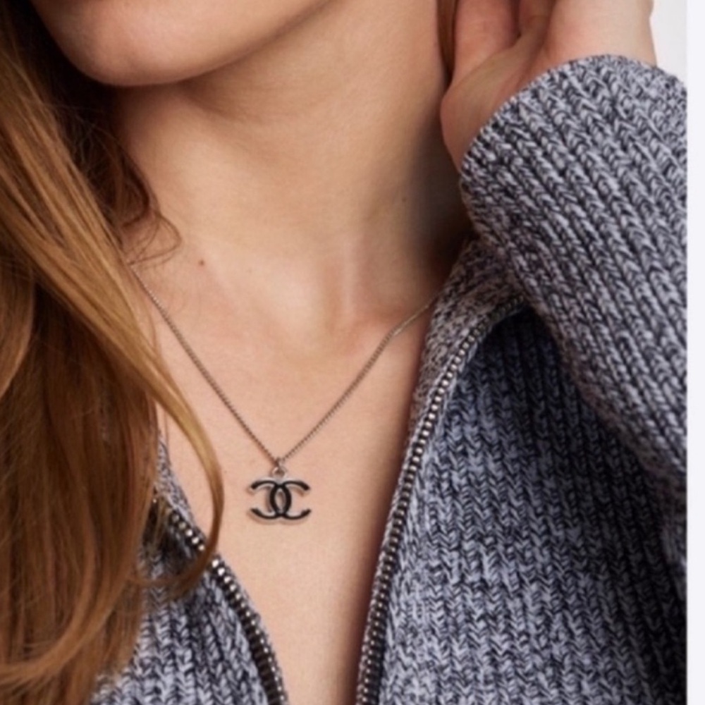 Chanel CC Necklace – Black / Silver
